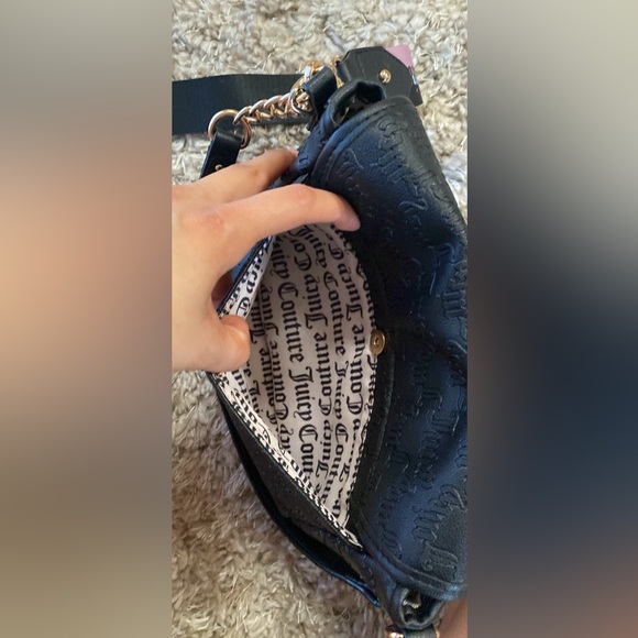 Juicy Couture Cross Body Purse - Picture 8 of 9